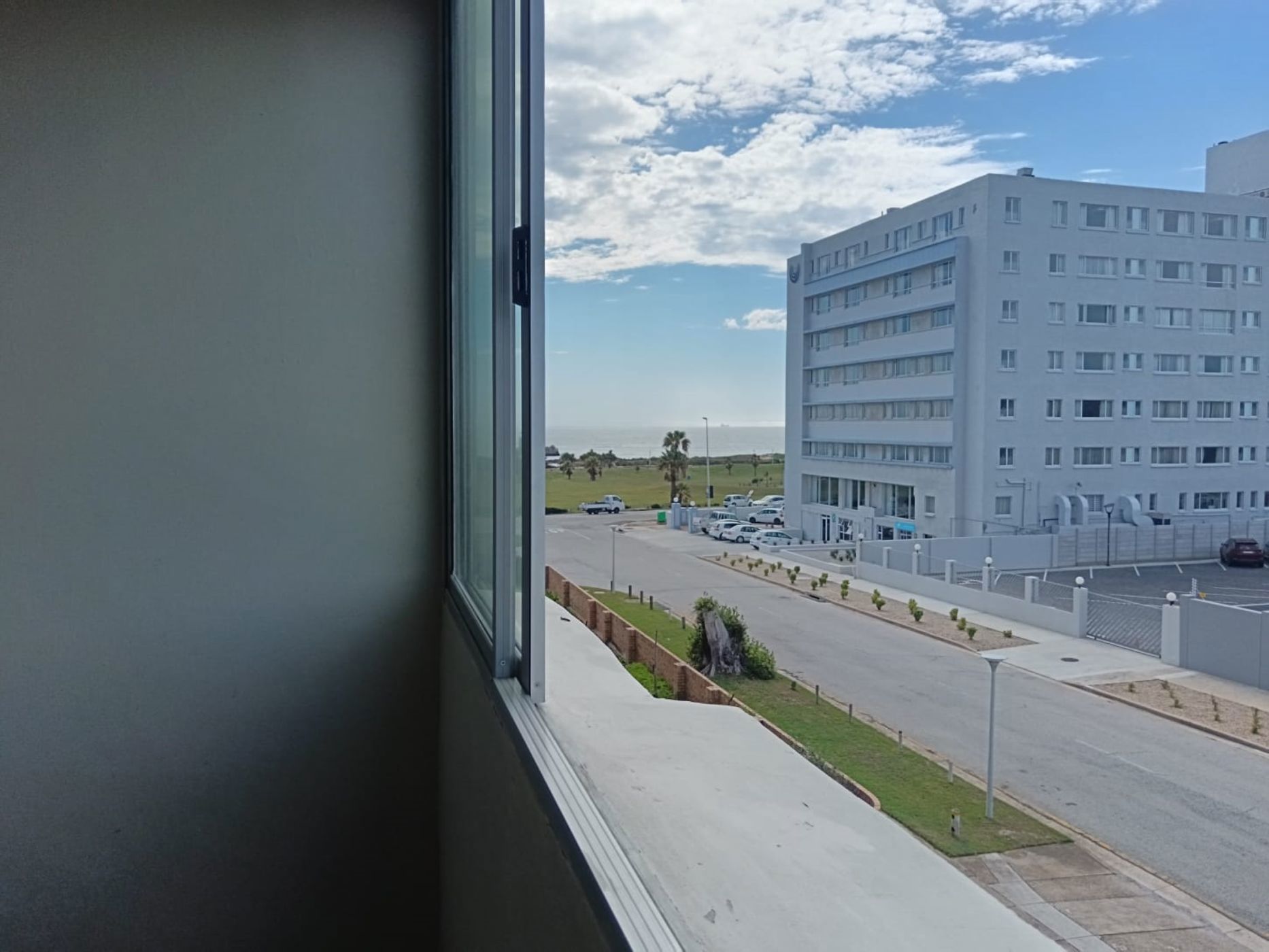 Apartment to rent in Summerstrand - 1PLZ1733876