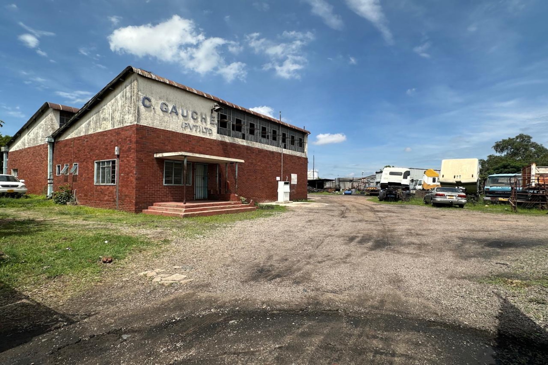 Commercial industrial property for sale in Bulawayo, Zimbabwe - 3ZB1733885