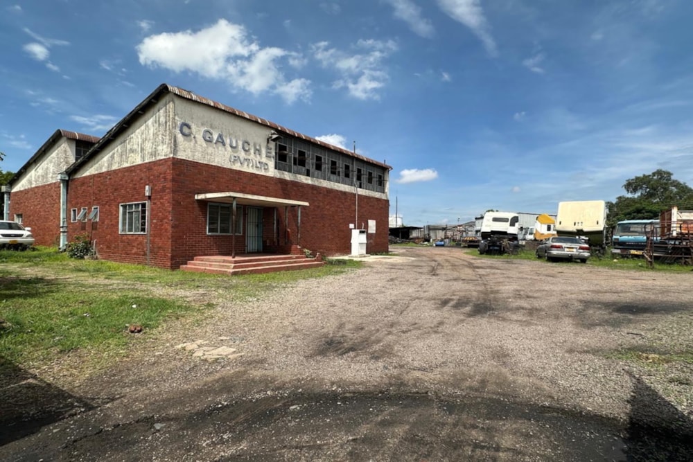 Commercial industrial property for sale in Bulawayo, Zimbabwe - 3ZB1733885