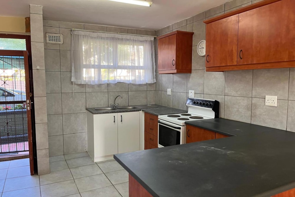 Apartment to rent in Amanzimtoti - 1WB1733922