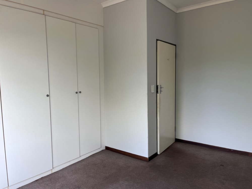 Apartment for sale in Sunnyridge, Newcastle - 1NW1743847 Apartment for sale in Sunnyridge, Newcastle - 1NW1743847