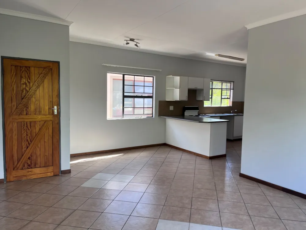 Apartment for sale in Sunnyridge, Newcastle - 1NW1743847 Apartment for sale in Sunnyridge, Newcastle - 1NW1743847