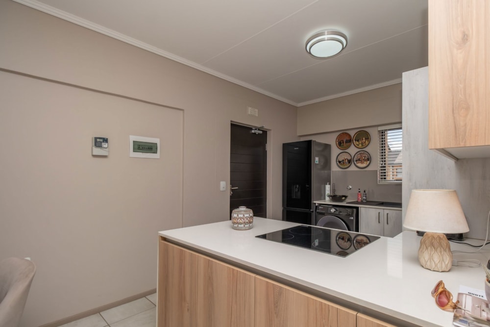 Apartment for sale in Olievenhoutpoort - RAN1735018 Apartment for sale in Olievenhoutpoort - RAN1735018