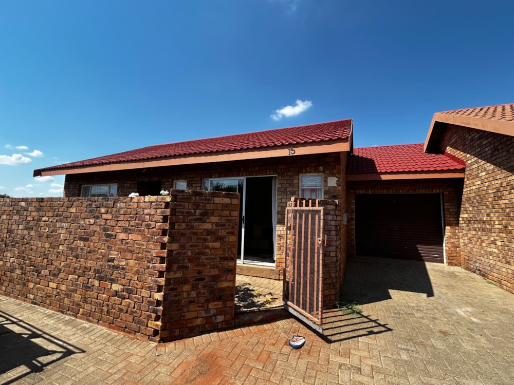 Townhouse for sale in Riviera, Kimberley - 1KJ1734608 Townhouse for sale in Riviera, Kimberley - 1KJ1734608