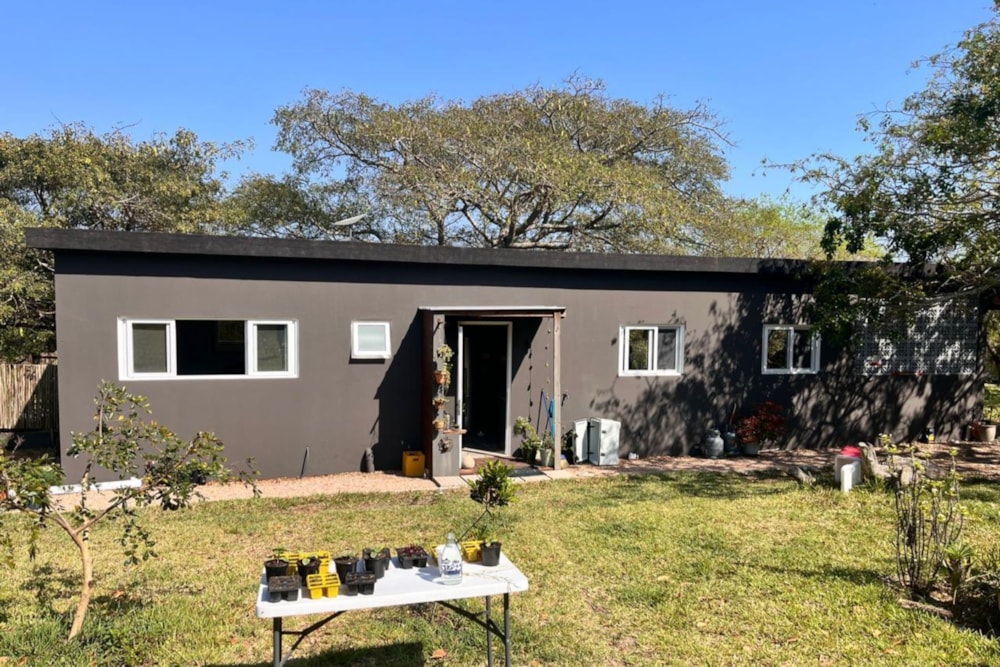 Beachfront villa for sale in Praia do Bilene, Gaza, Mozambique - 3MQ1733976