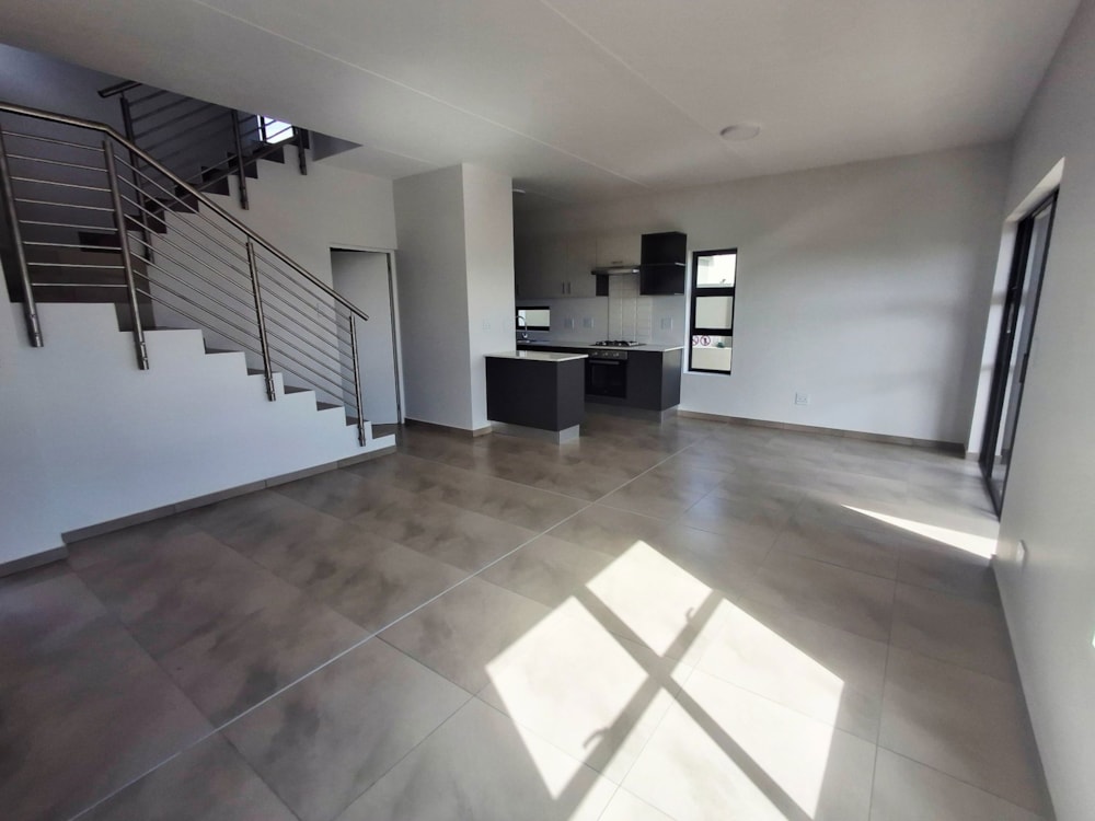 Townhouse to rent in Mbomela Ext 37 (Nelspruit Ext 37) - 1NS1738373