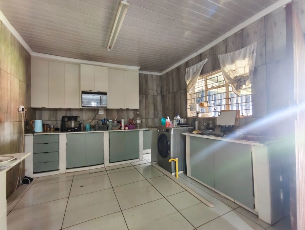 Smallholding for sale in Mullerstuine - 1VT1734034