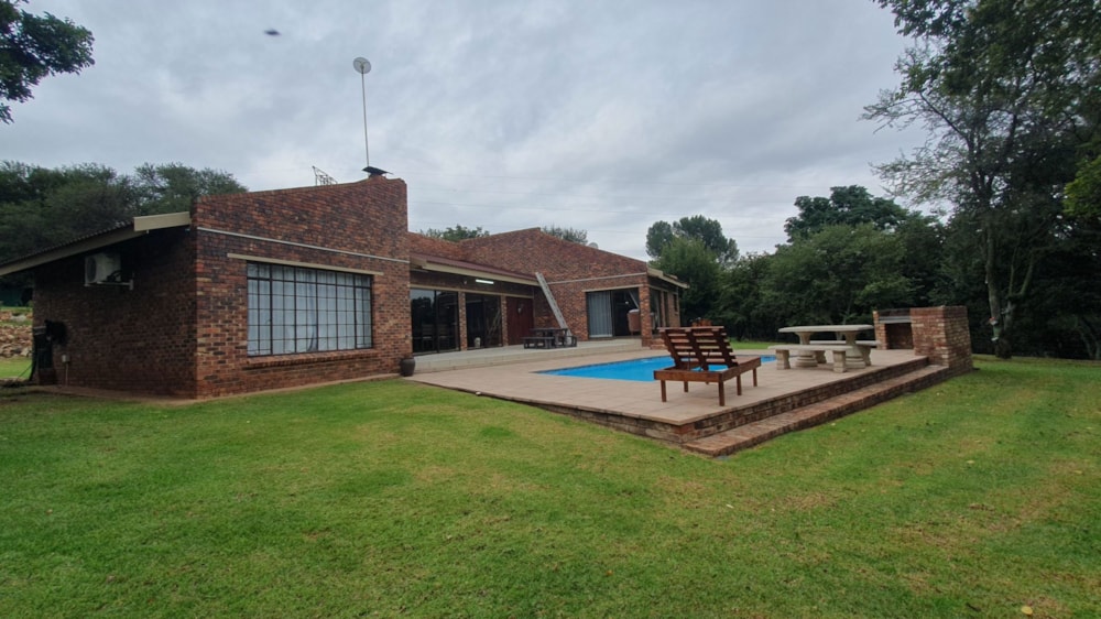 Smallholding for sale in Glen Donald - 1VT1734242