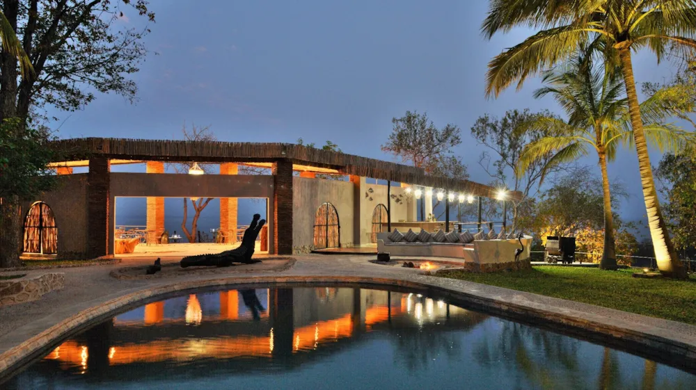Hotel for sale in Kariba, Zimbabwe - 3ZB1734550 Hotel for sale in Kariba, Zimbabwe - 3ZB1734550