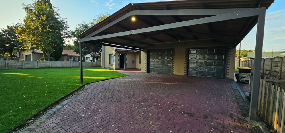 House for sale in Three Rivers North - 1VT1734353