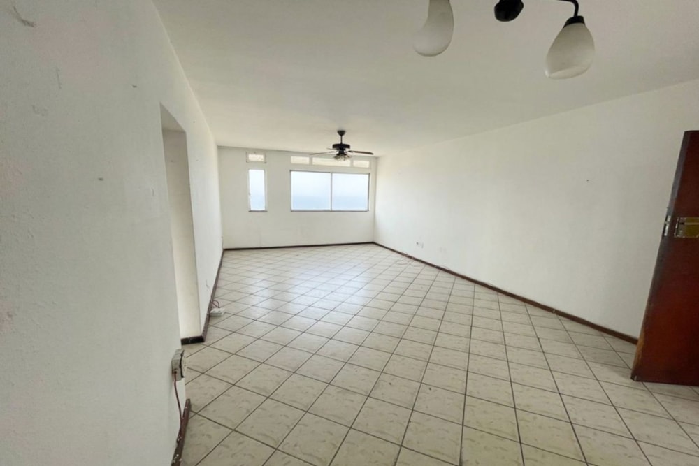 Apartment for sale in Amanzimtoti - 1WB1734151