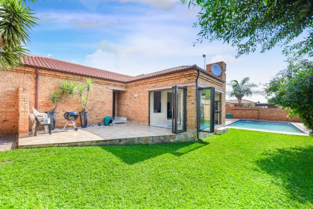 Cluster for sale in North Riding - FW1735488 Cluster for sale in North Riding - FW1735488