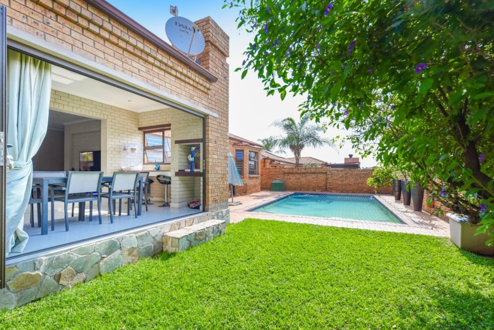 Cluster for sale in North Riding - FW1735488 Cluster for sale in North Riding - FW1735488