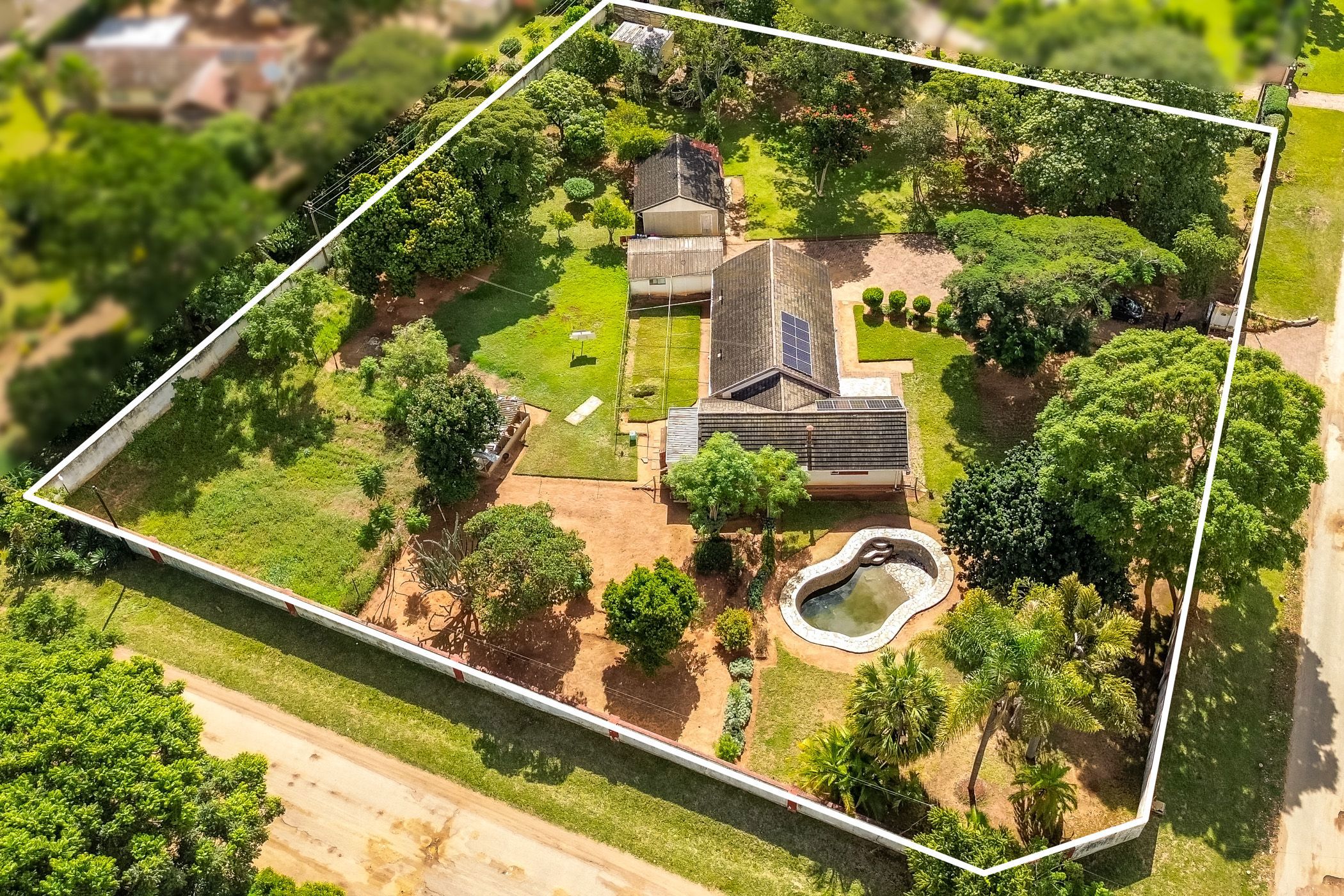 House for sale in Athlone, Zimbabwe - 3ZB1734165