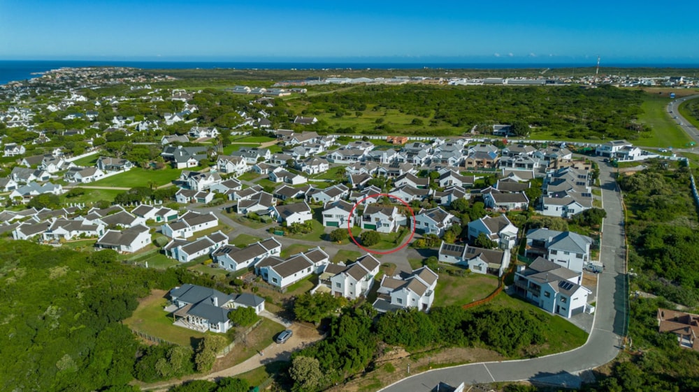 Double-storey house for sale in Village - 1SA1734206