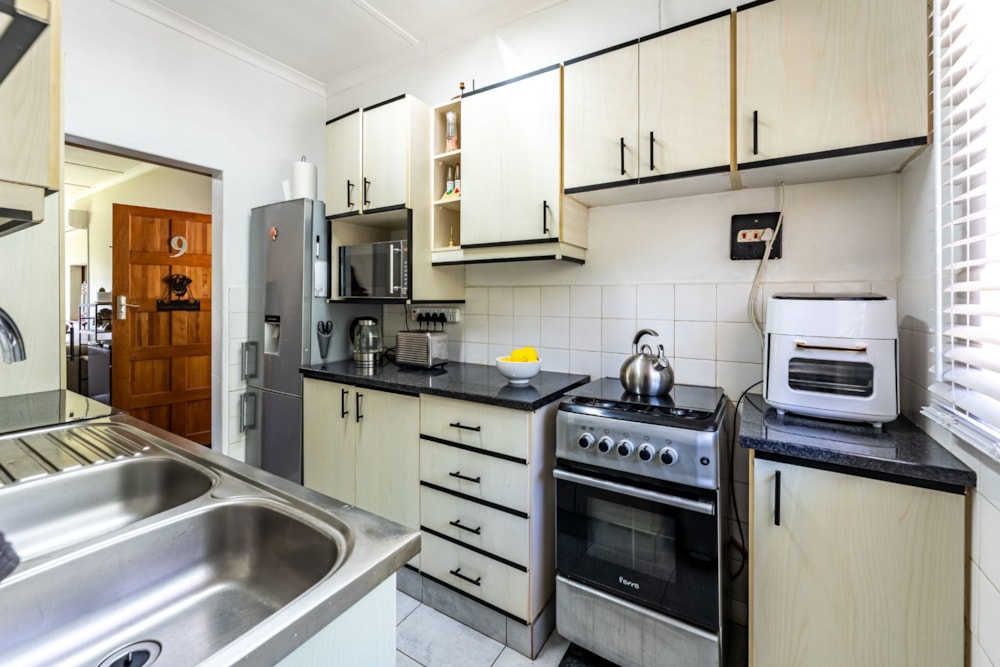 Apartment for sale in Hillcrest, Upper Highway - 1KF1734619