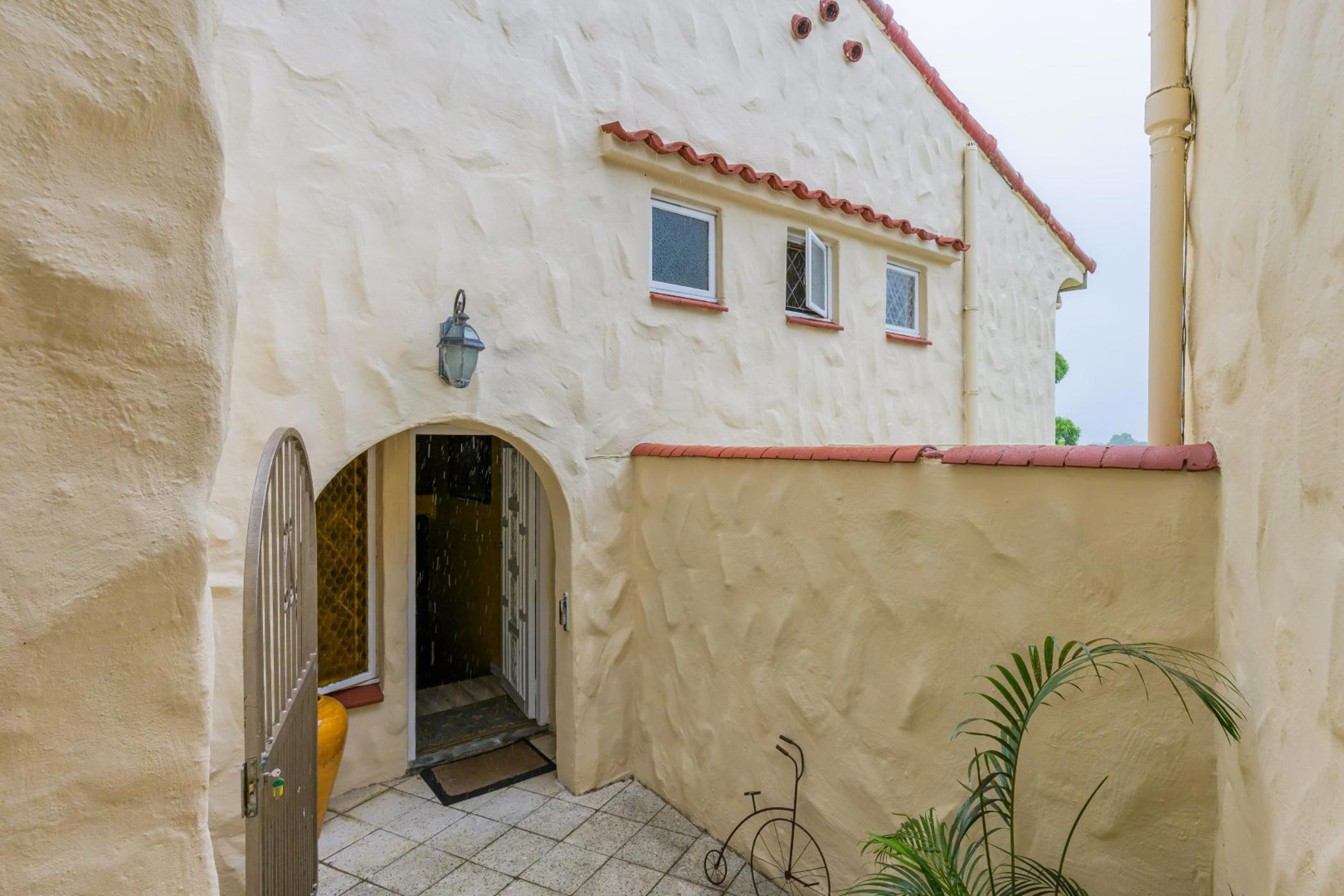 Apartment for sale in Chiltern Hills - 1WP1734354