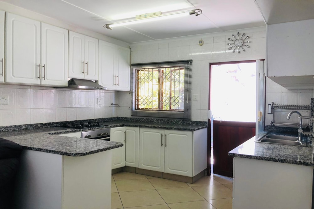 Townhouse for sale in Queensburgh - 1WP1734375