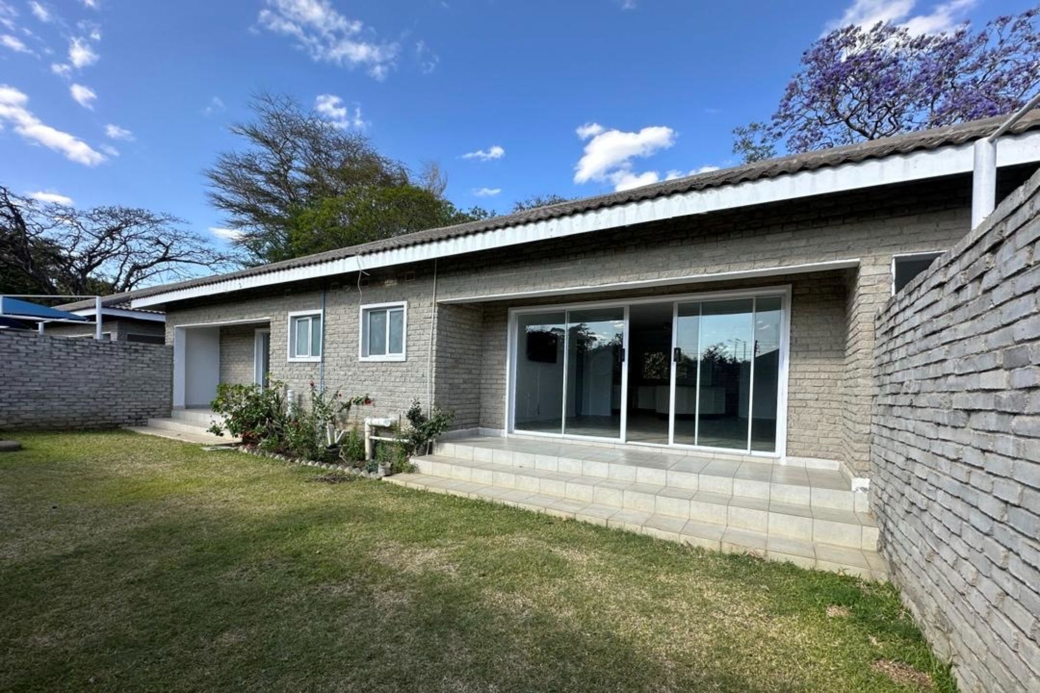 Cluster for sale in Newlands, Zimbabwe - 3ZB1735165