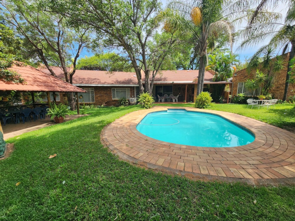 House for sale in Modimolle (Nylstroom) - 1MDM1734433
