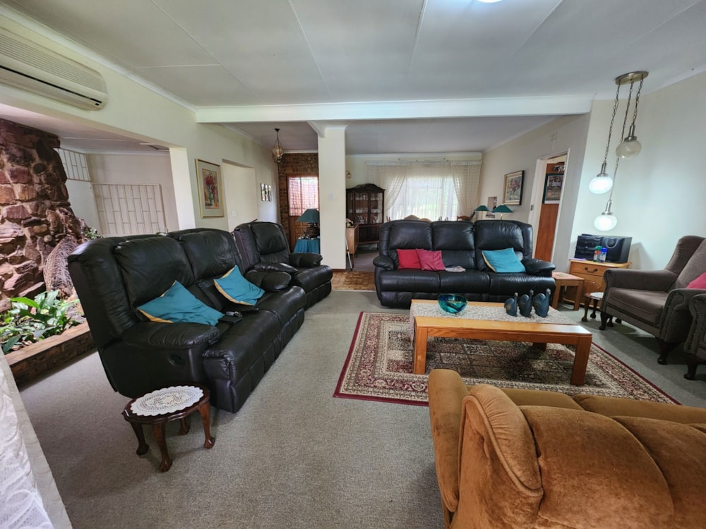 House for sale in Modimolle (Nylstroom) - 1MDM1734433