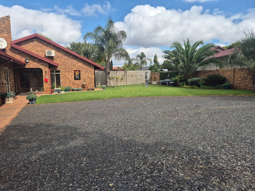 House for sale in Dennesig, Middelburg, Mpumalanga - 1MD1734453