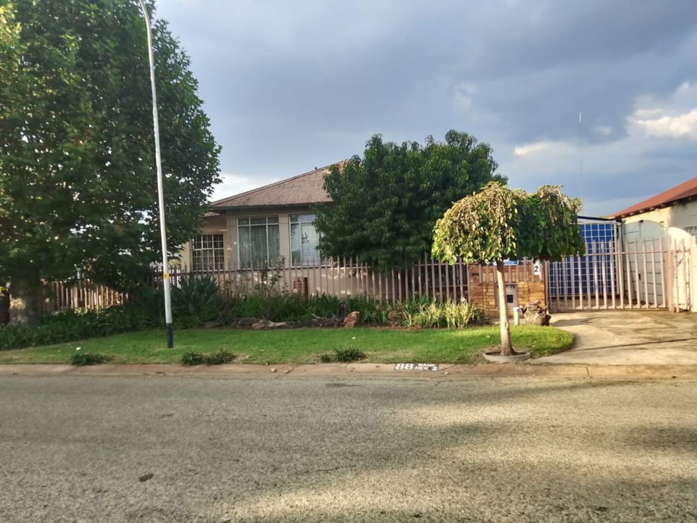 House for sale in Nigel Central - 1SP1734487