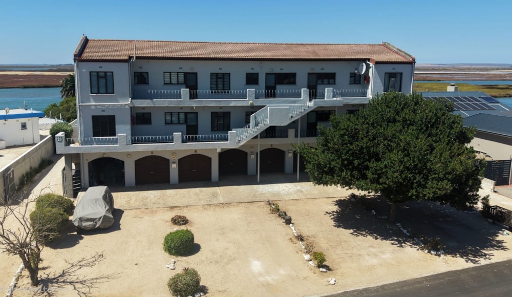 Apartment for sale in Velddrif - LA1734657