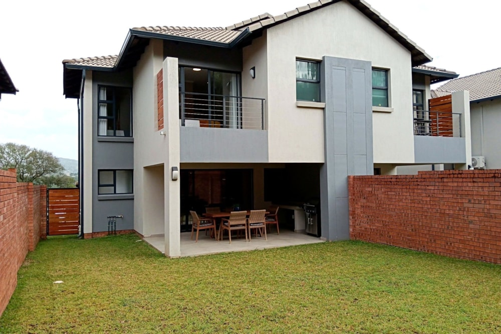 Double-storey house for sale in Stonehenge - 1NS1734545