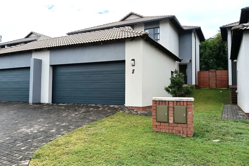Double-storey house for sale in Stonehenge - 1NS1734545