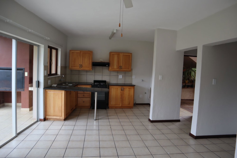 Apartment to rent in White River Ext 18 - 1WR1734531 Apartment to rent in White River Ext 18 - 1WR1734531