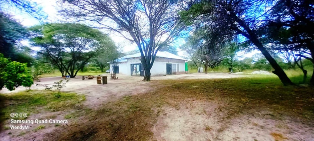 Smallholding for sale in Maun, Botswana - 3BO1734584