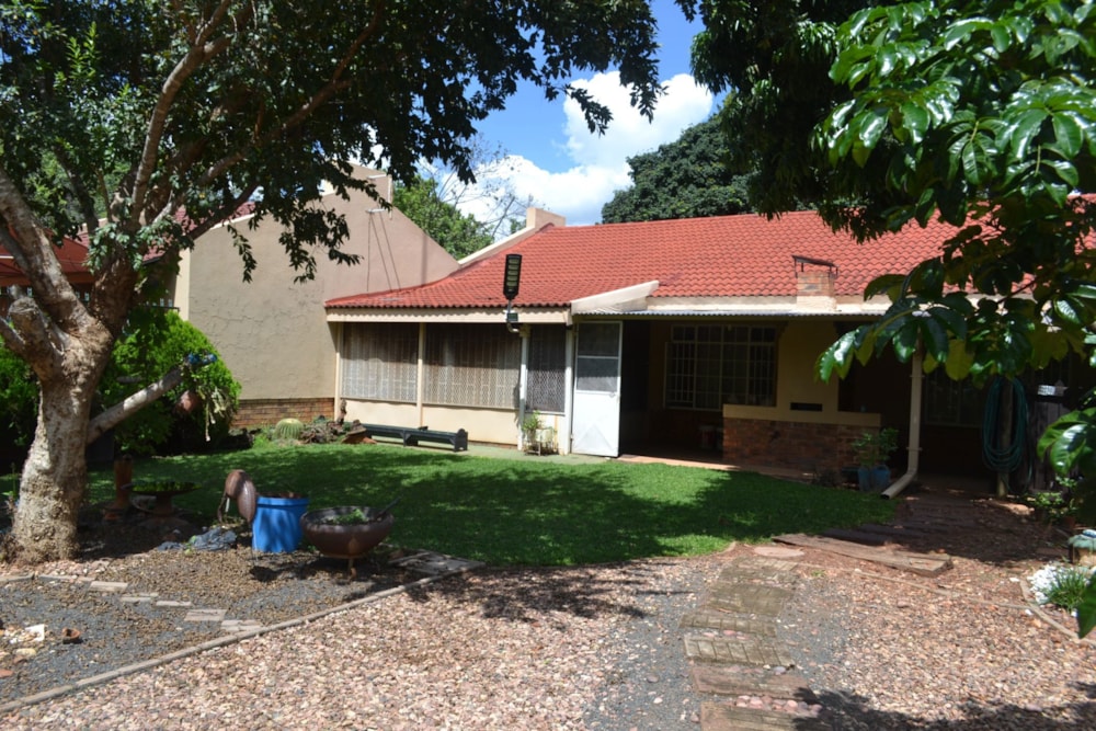 Townhouse for sale in Mookgopong (Naboomspruit) - 1MDM1734566