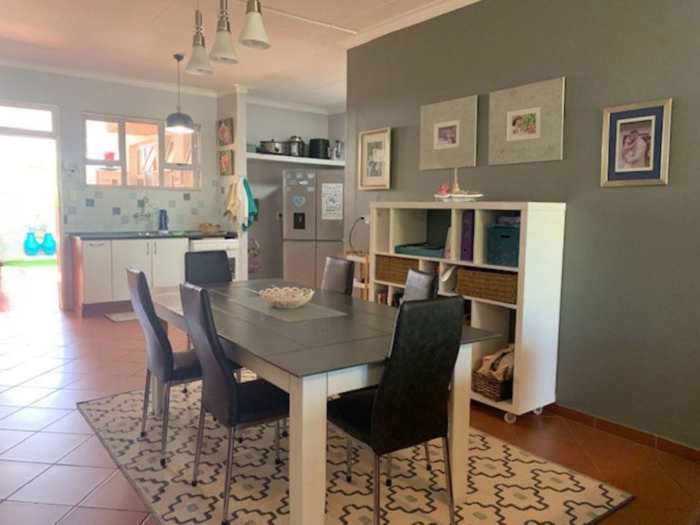 House for sale in Windhoek, Namibia - 3NM1737319