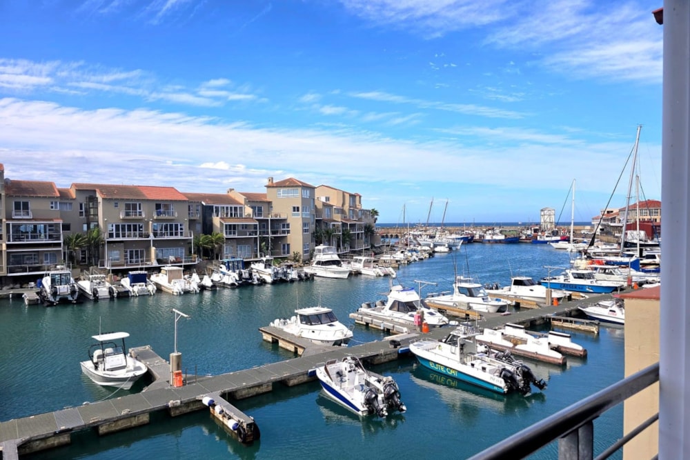Apartment to rent in Port St Francis - 1SA1734962