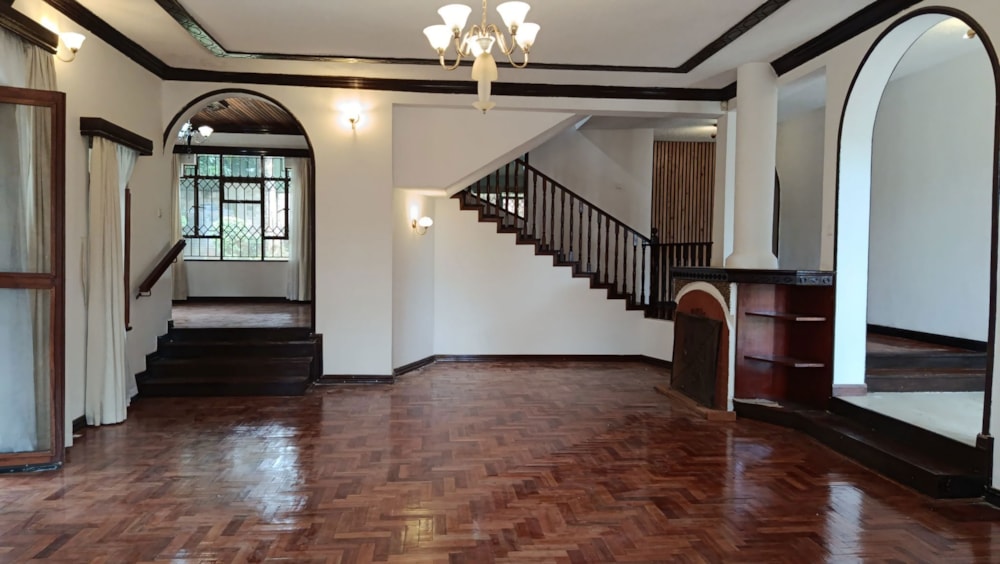 Double-storey house to rent in Runda , Kenya - 3KE1734656