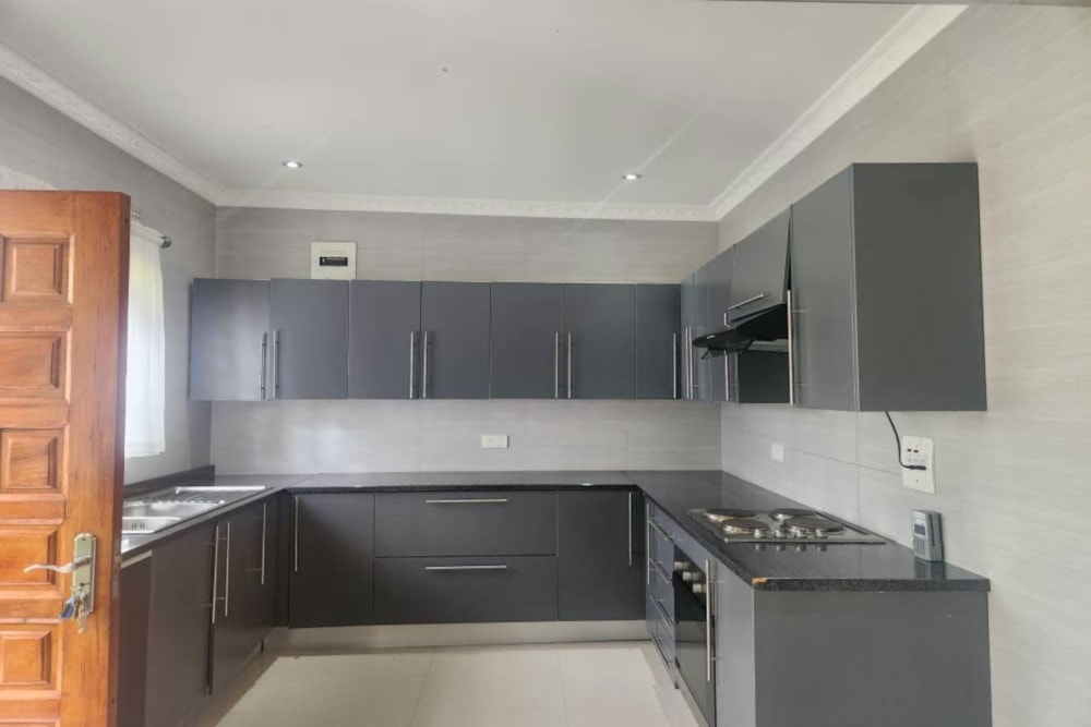 House to rent in Roma, Zambia - 3ZA1734654