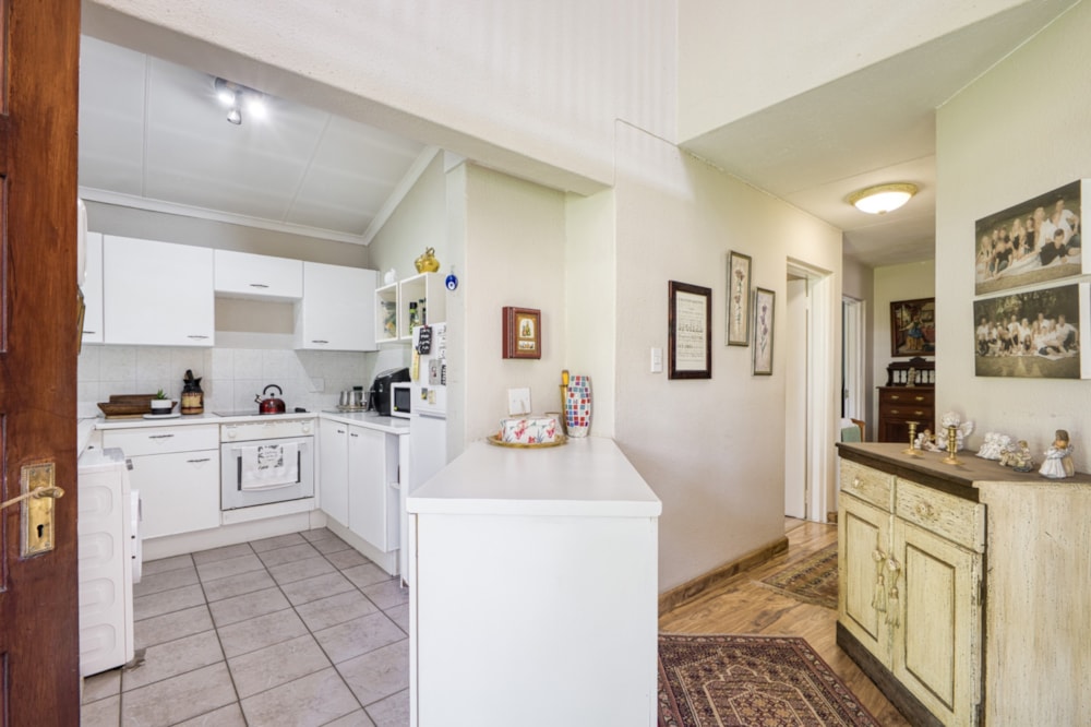 Townhouse for sale in Douglasdale - FW1734990