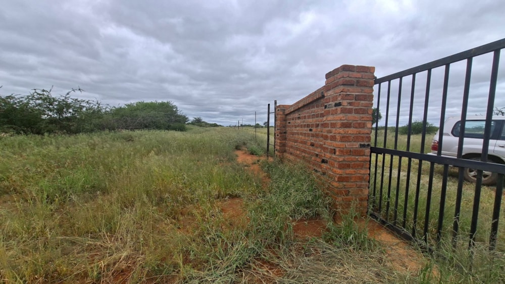 Game farm for sale in Hochfeld, Namibia - 3NM1734754
