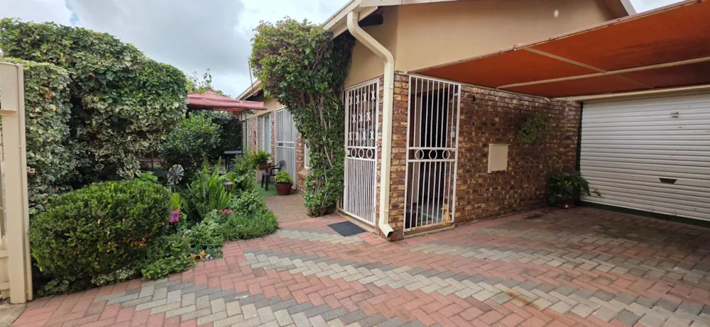 Townhouse sold in Riebeeckstad, Welkom - 1WM1734815 Townhouse sold in Riebeeckstad, Welkom - 1WM1734815