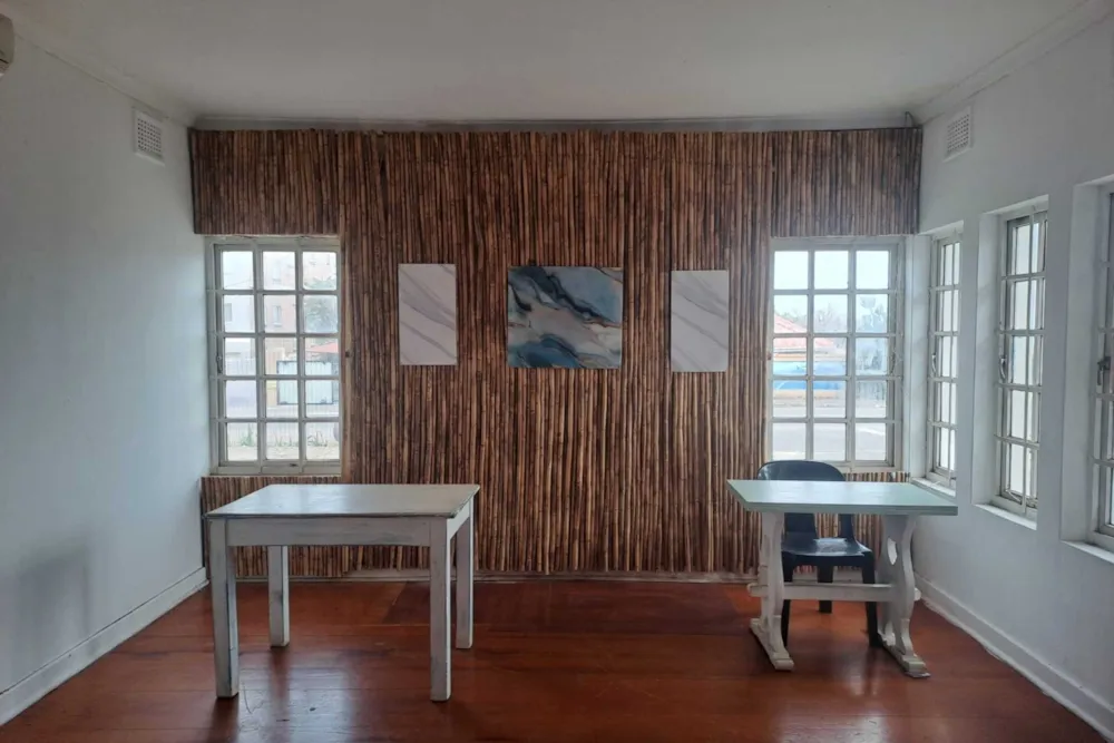 Commercial business let in Amanzimtoti - 1WB1740505 Commercial business let in Amanzimtoti - 1WB1740505