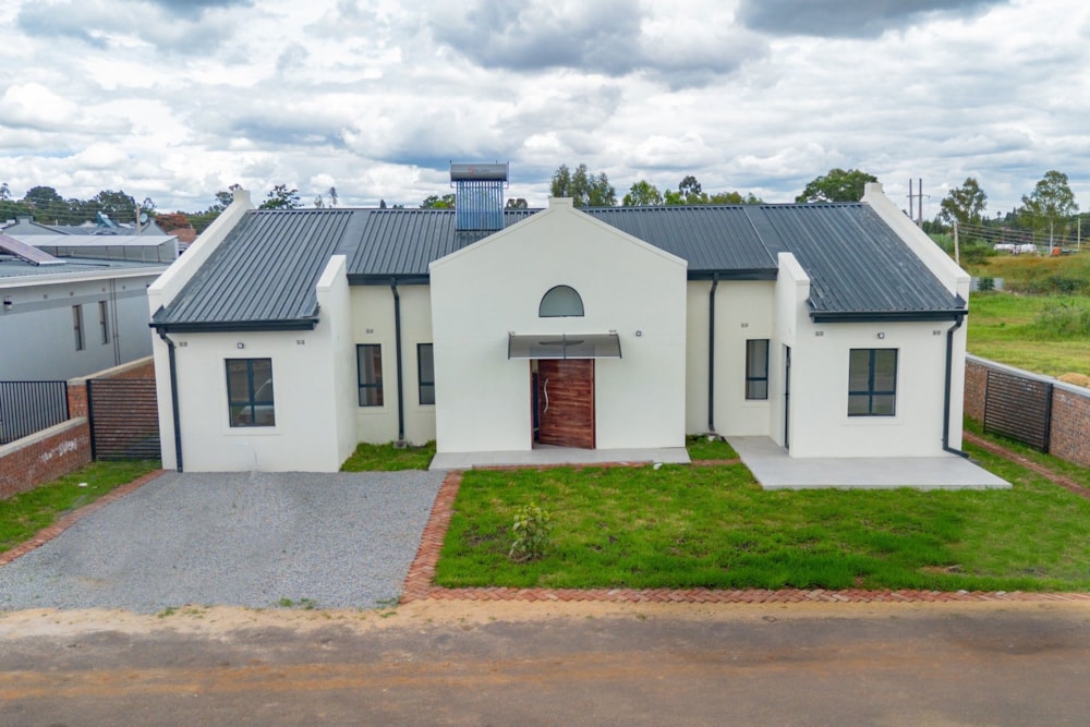 Townhouse for sale in Greendale, Zimbabwe - 3ZB1734865