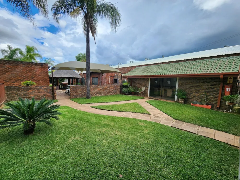 Commercial Building for sale in Modimolle (Nylstroom) - 1MDM1734873