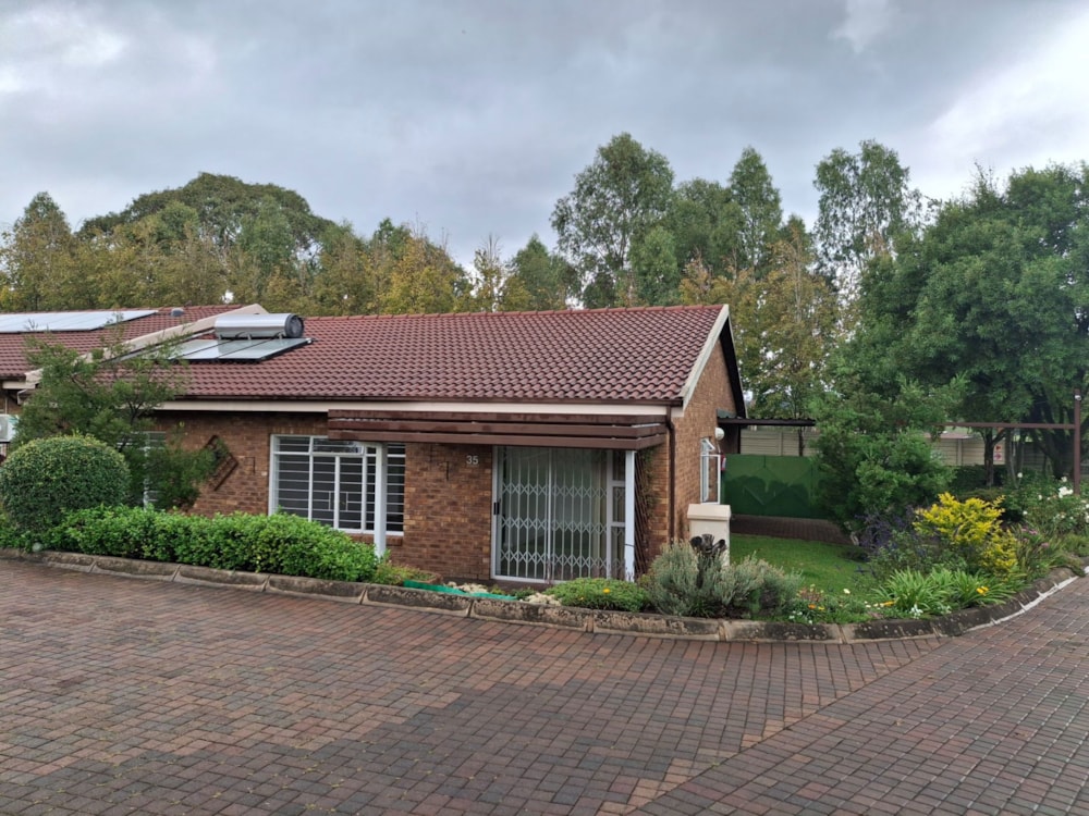 House for sale in Fairleads - EN1734886 House for sale in Fairleads - EN1734886