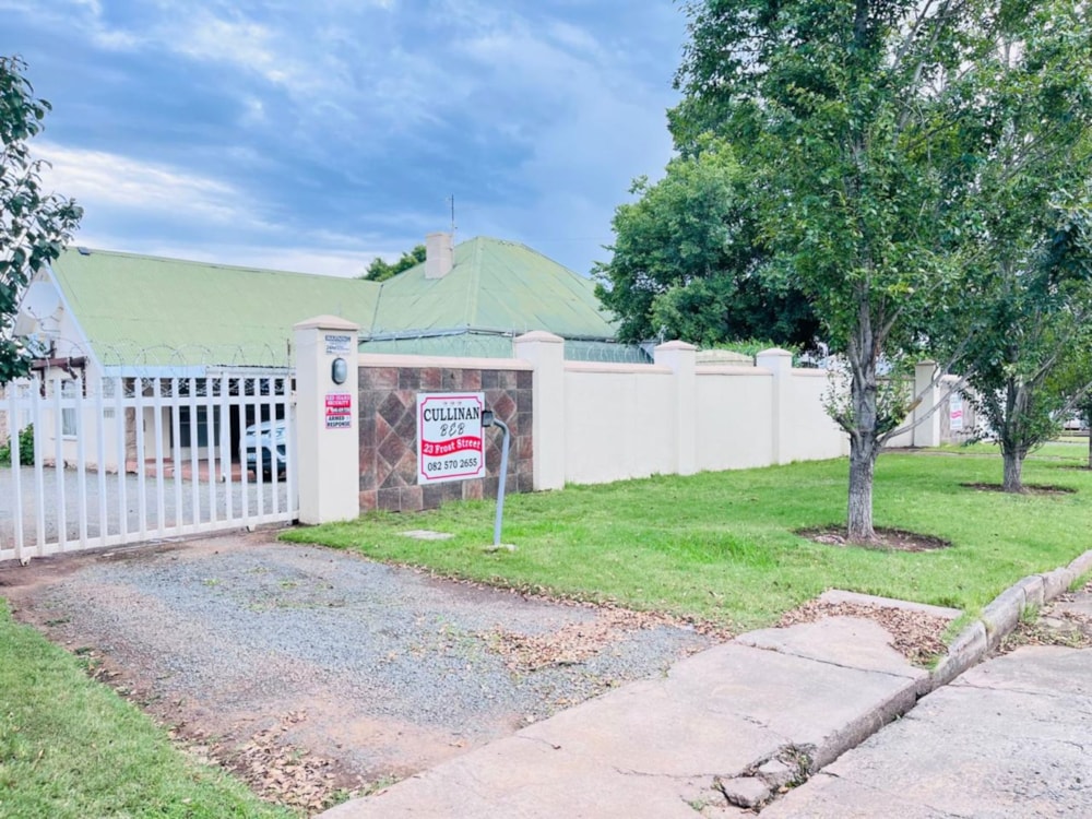 Bed & breakfast for sale in Queenstown - 1MH1734929