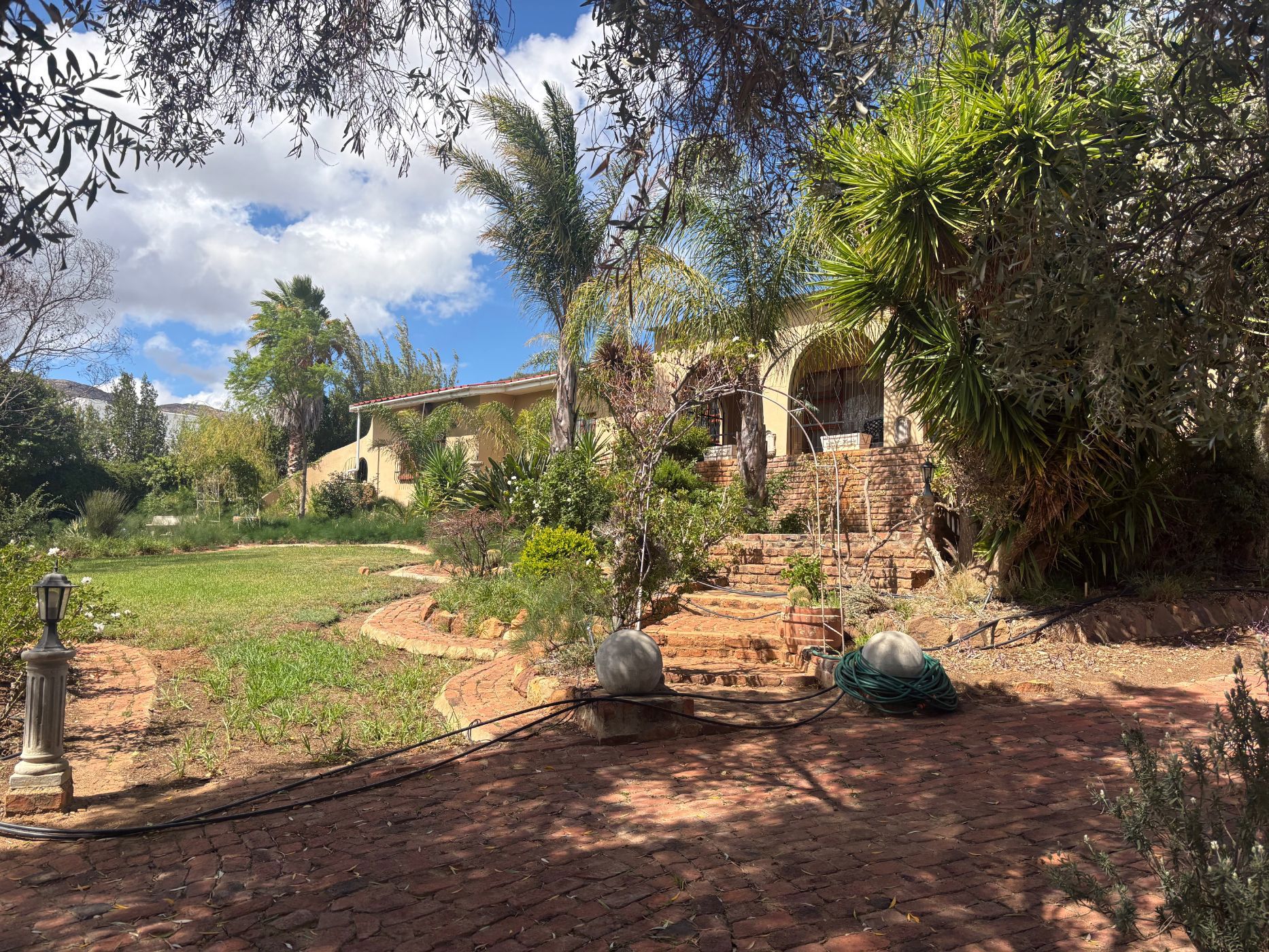 House for sale in Uniondale - 1OU1734969