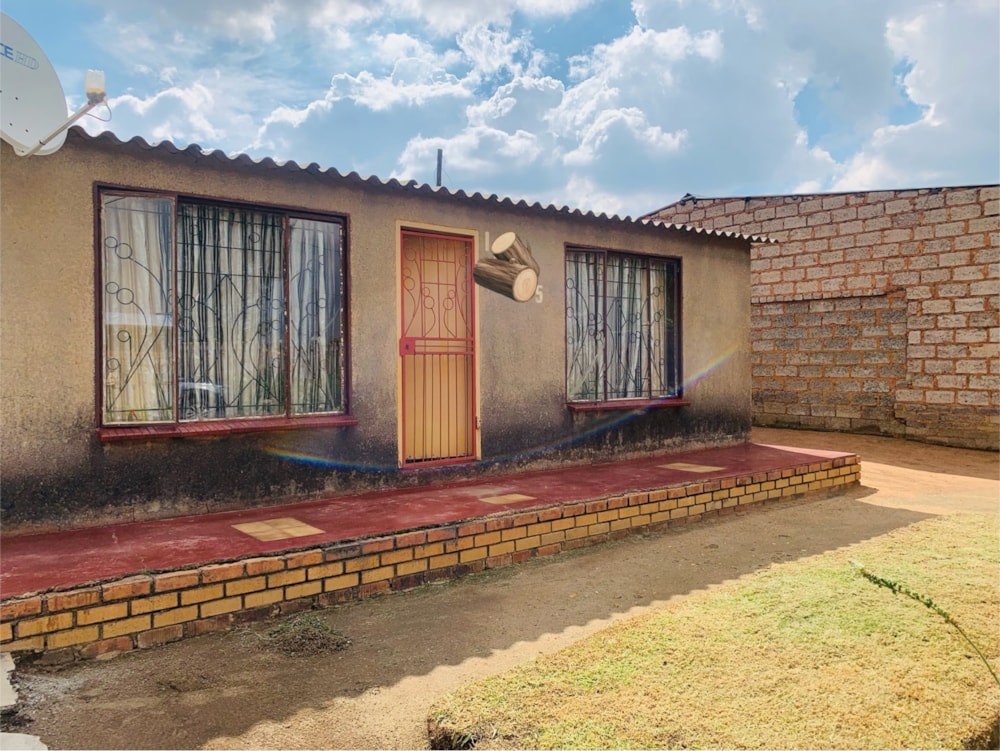 House for sale in Tsakane - 1BJ1735035