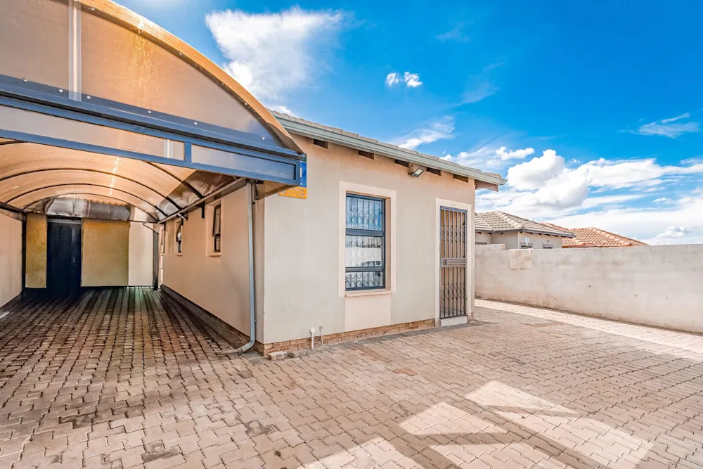 House sold in Clayville - KTP1735121