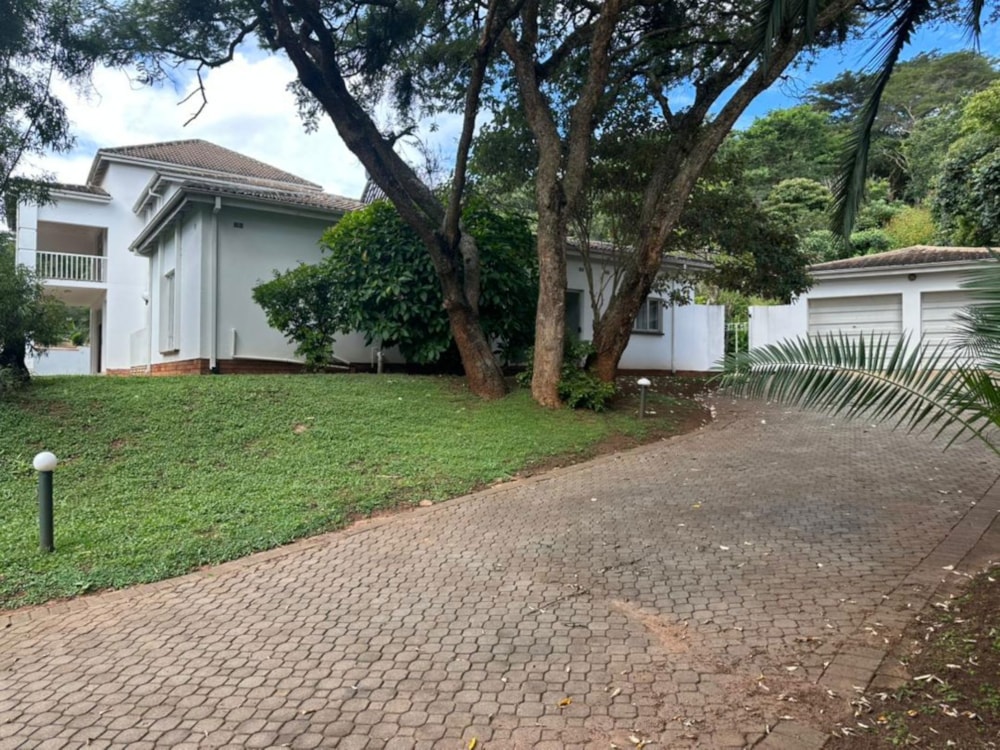 Double-storey house to rent in Borrowdale Brooke, Zimbabwe - 3ZB1735045 Double-storey house to rent in Borrowdale Brooke, Zimbabwe - 3ZB1735045