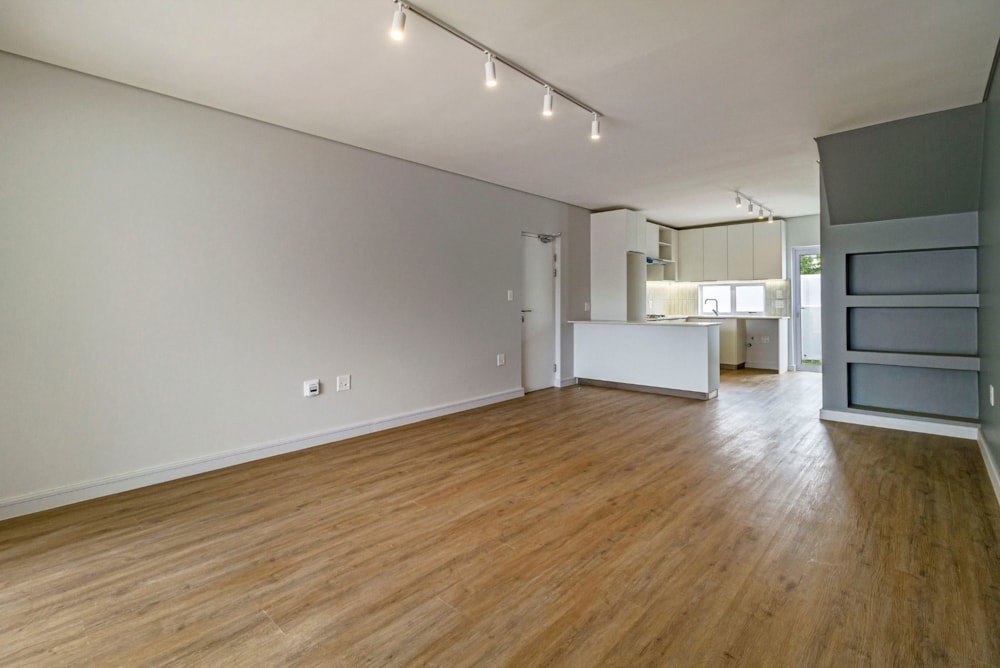 House to rent in Newinbosch - STL1736721